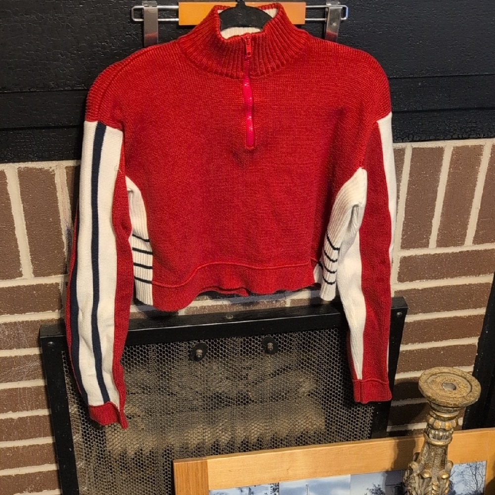 Brandy Melville Red and White Quarter Zip Neck Sweater